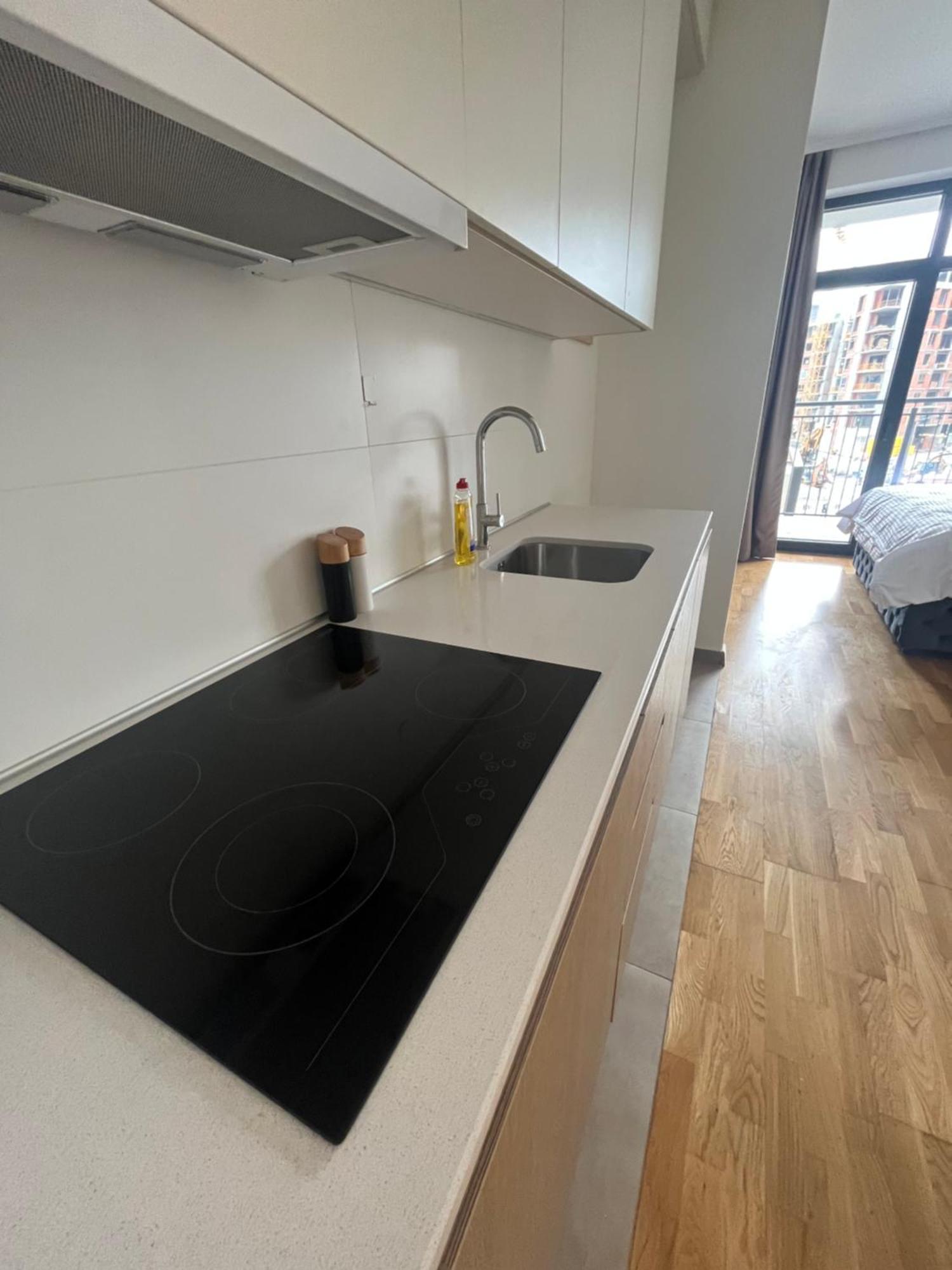 A&J BW Apartments Belgrado Esterno foto